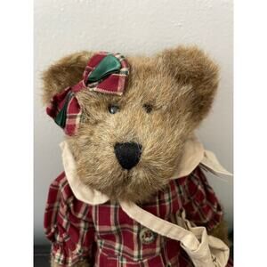 Boyd’s Bears NWT bear in plaid dress